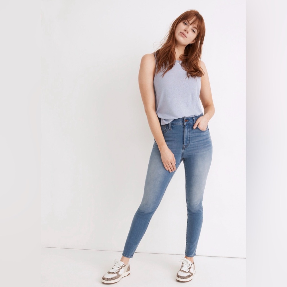Madewell Curvy Roadtripper Supersoft Jeggings in Sunbury Wash